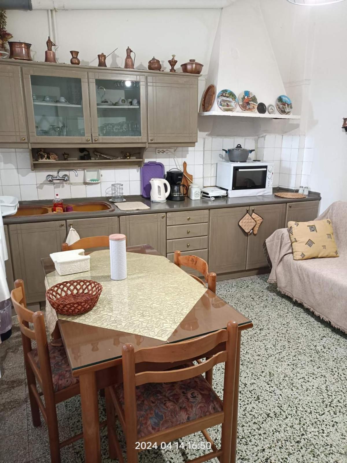 Giorgos House Apartment Калампака Екстериор снимка