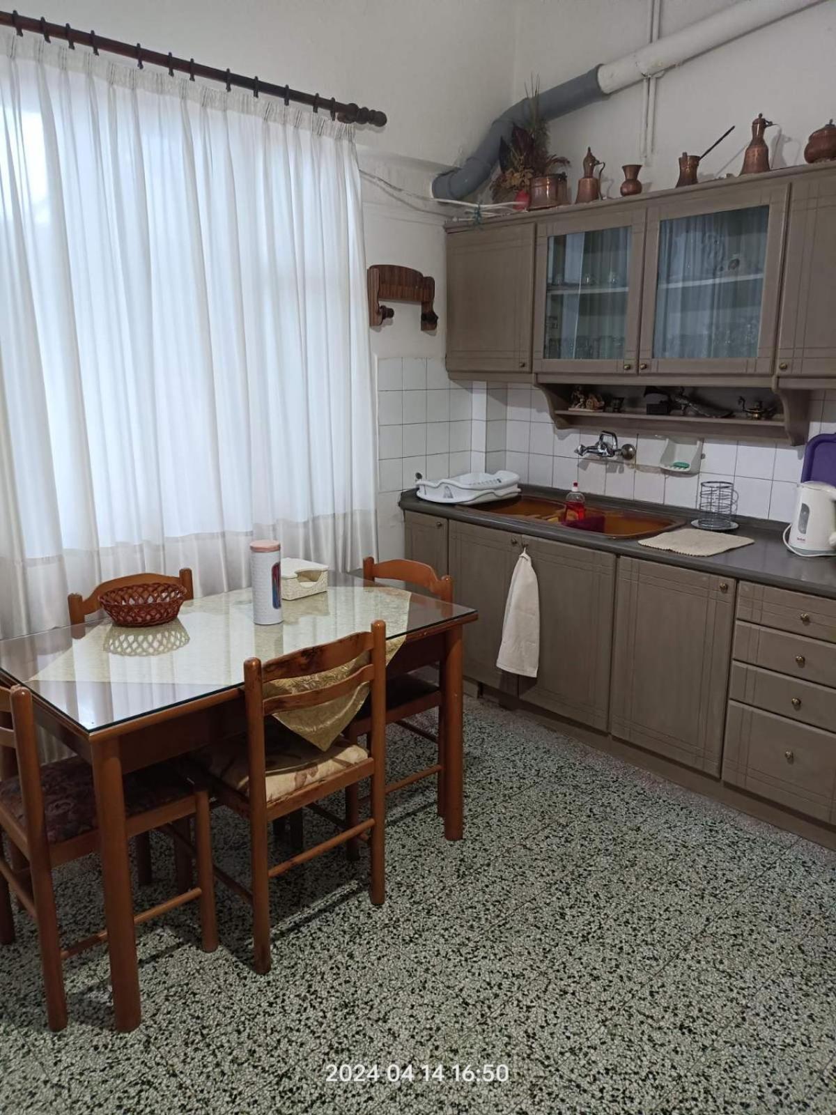 Giorgos House Apartment Калампака Екстериор снимка